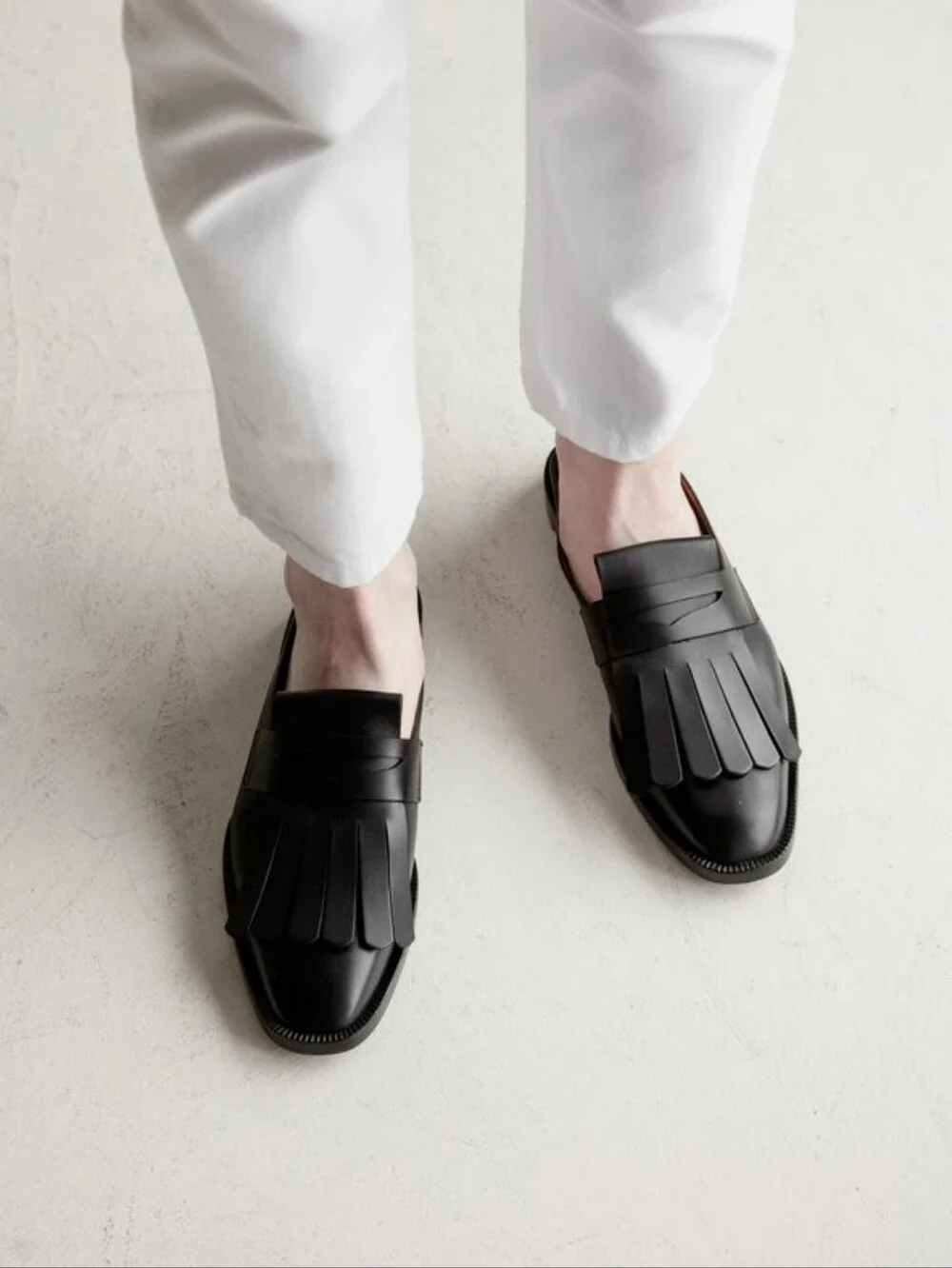 The ROBERT CLERGERIE Yumi Flat Open Back Loafer Mule Feinge 37 1/2